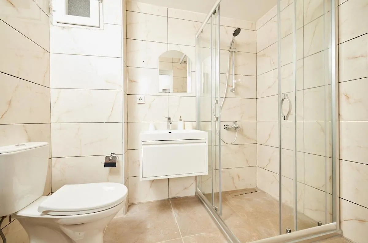Stunning 3Br 3Bathroom 3Ac Near Metro D6 Istanbul 0*,  Turkey